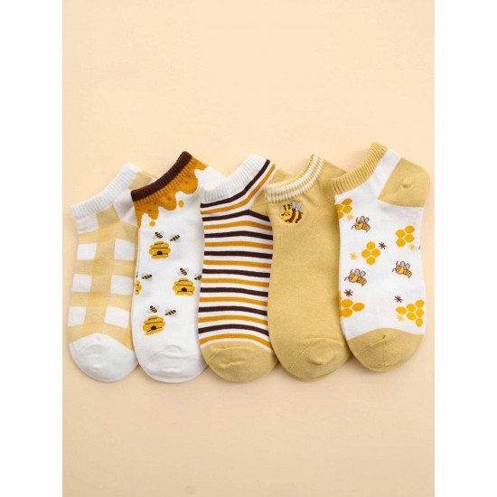 Bee Gift Box containing Bee Socks, Bee Keyring, Bee flower seeds