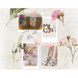 Ladies cute Bear Socks & Bear Key Ring in a Gift Box